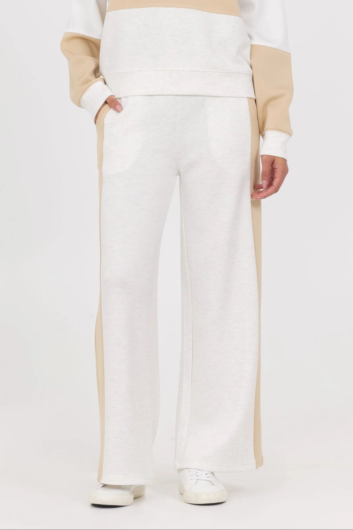 COLOR BLOCK CLOUD FLEECE WIDE LEG PANT