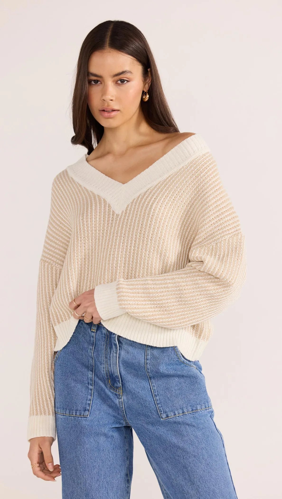 MEGAN V-NECK SWEATER