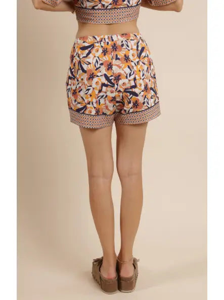 Lo-Fi Explorer Border Printed Shorts : Natural Multi
