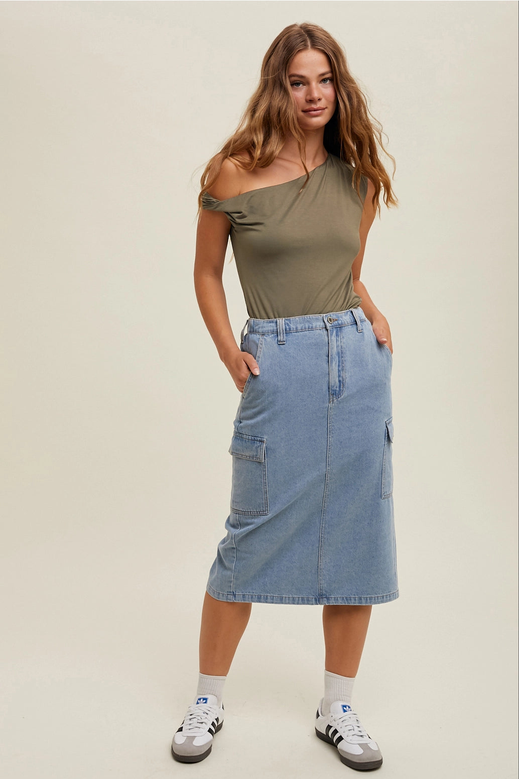 Asymmetrical One Shoulder Knit top