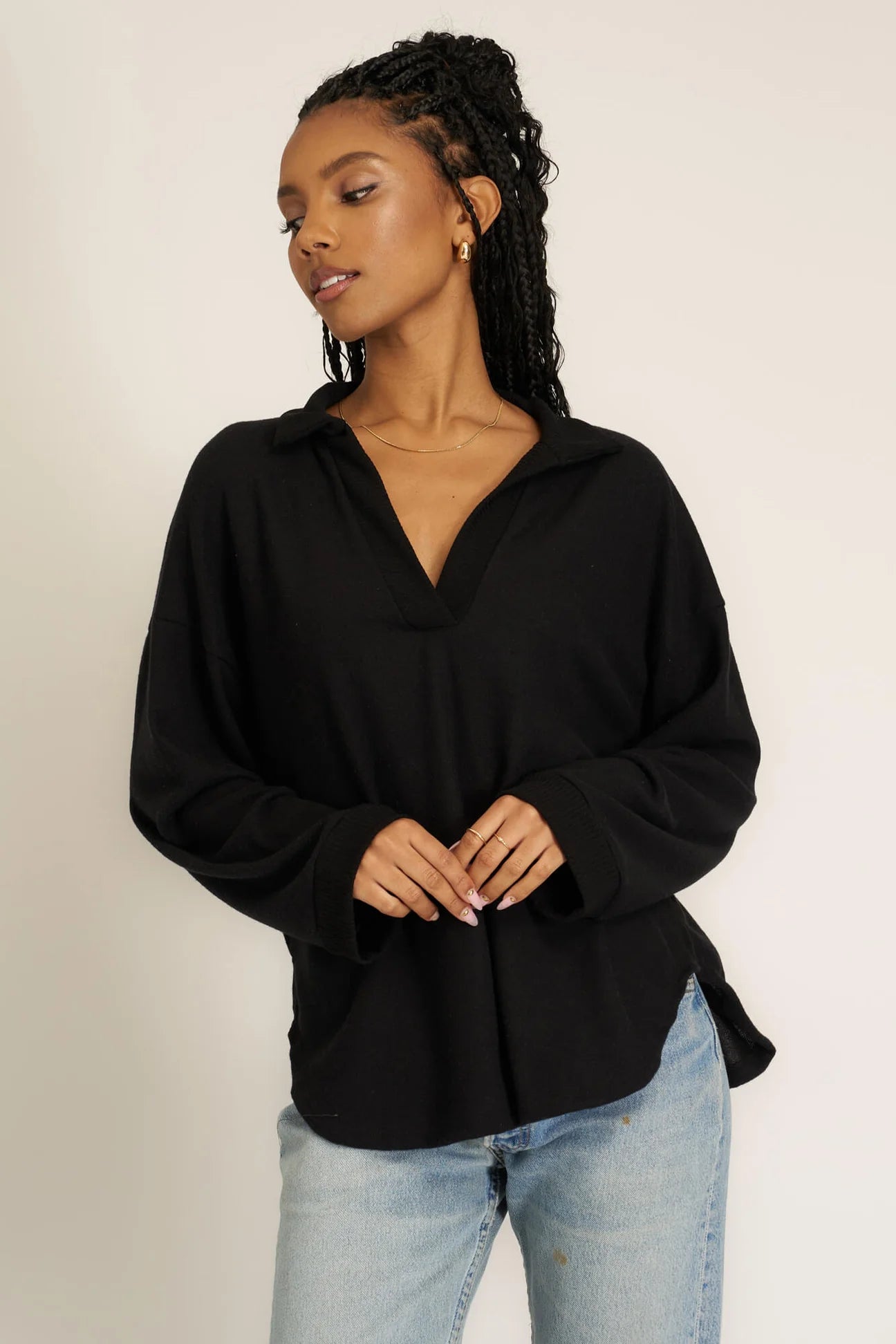 CHIARA COZY COLLARED PULLOVER - BLACK