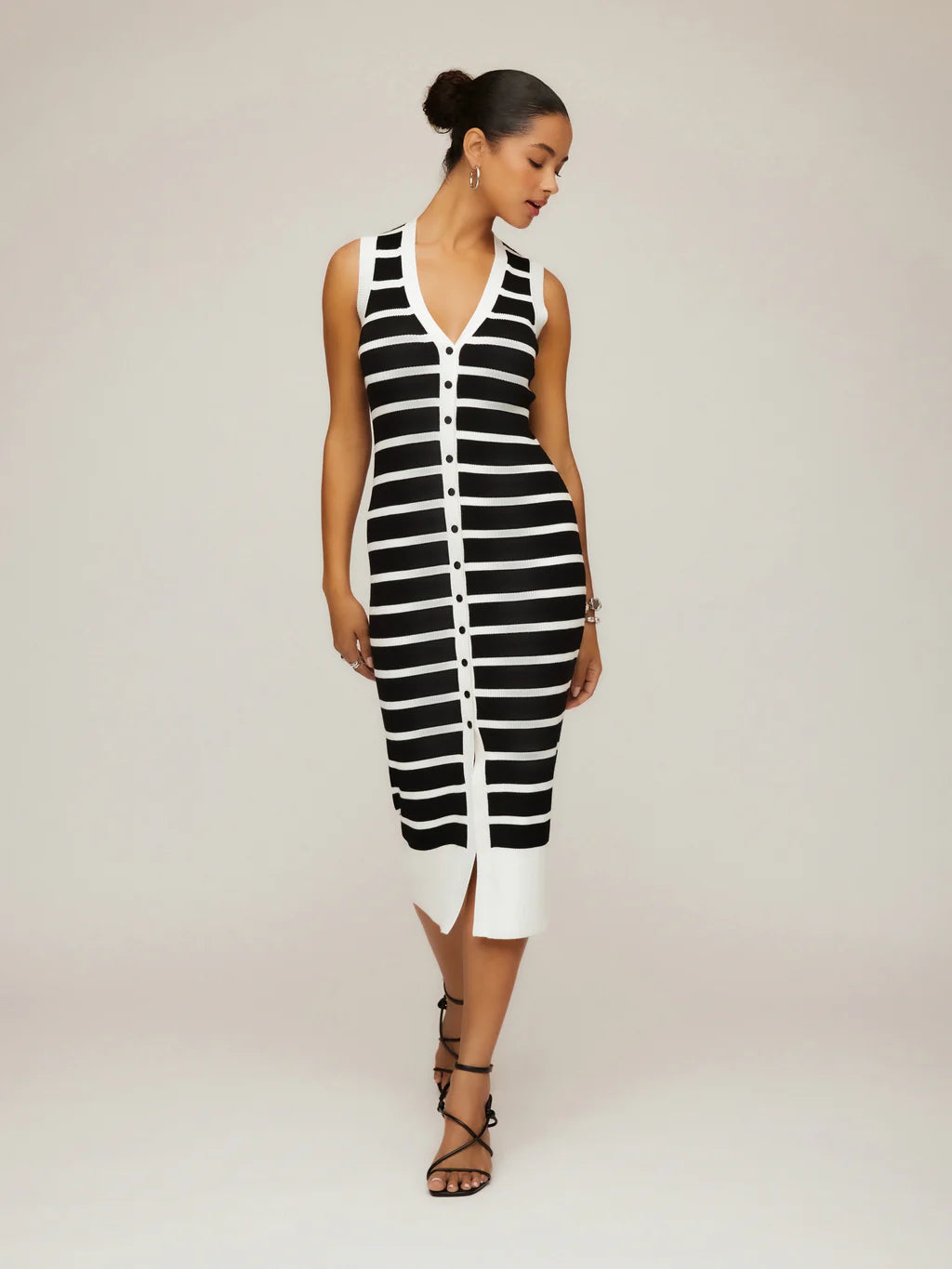 JENNA V-NECK SWEATER DRESS