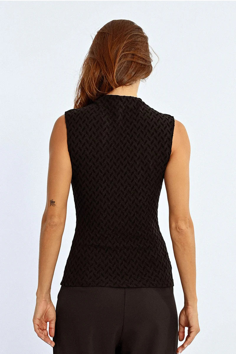 SLEEVELESS IRIDESCENT TOP