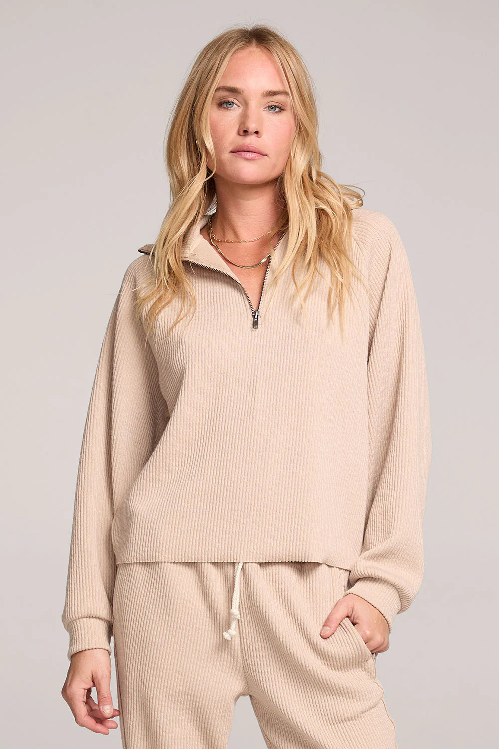 HALF ZIP SAND RAGLAN PULLOVER