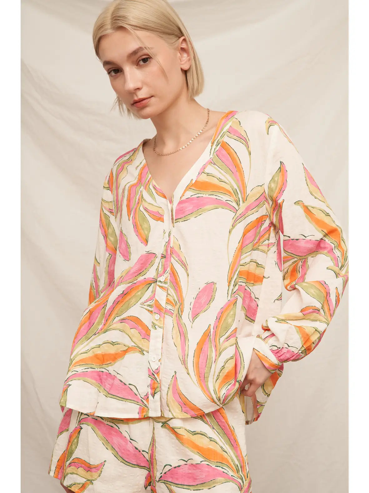 Printed Long Sleeve V-Neck Blouse