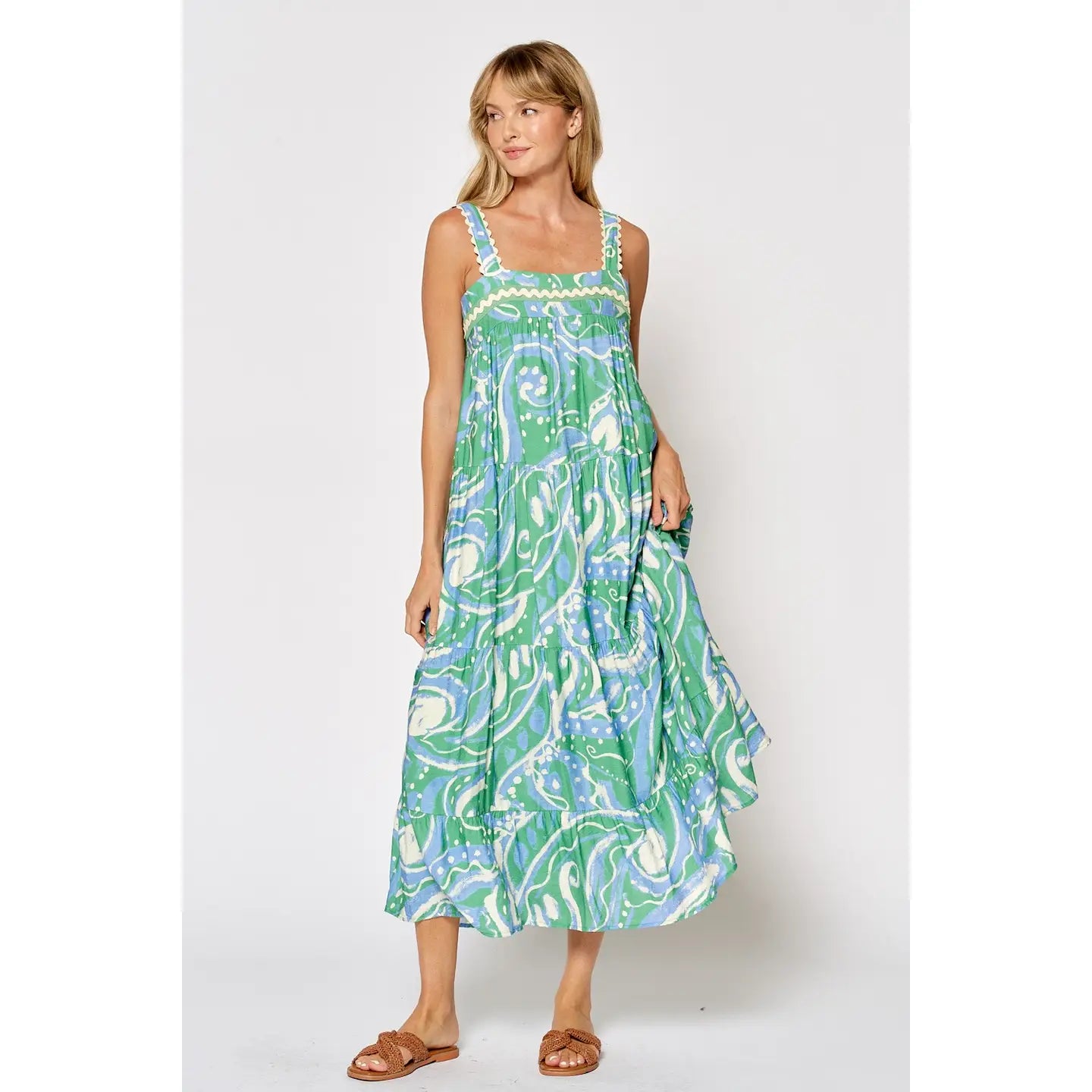 Sleeveless Tiered Maxi Dress