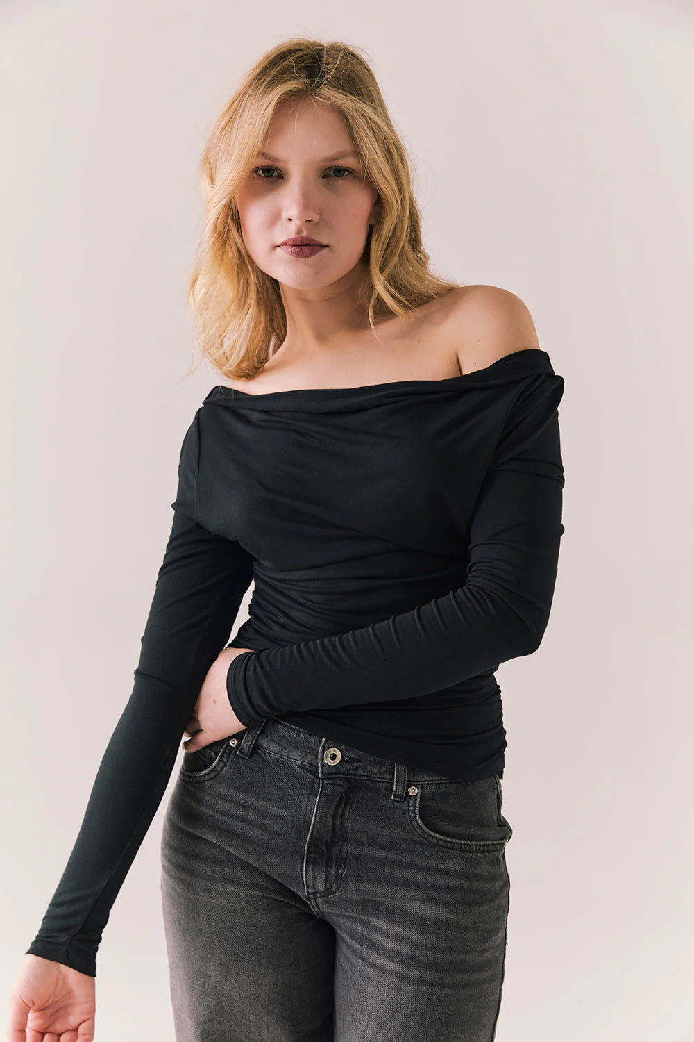 Ivy Black Long Sleeve Top – Off-the-Shoulder Fitted Shirt in True Black