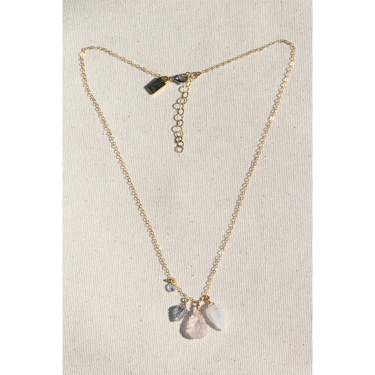 NATIVE GEM BOTANIC NECKLACE