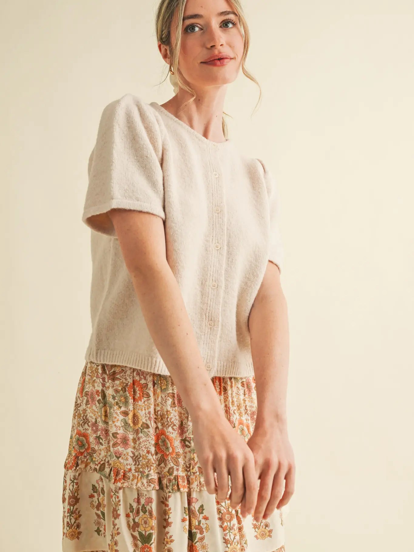 Short Puff Sleeve Sweater Cardigan