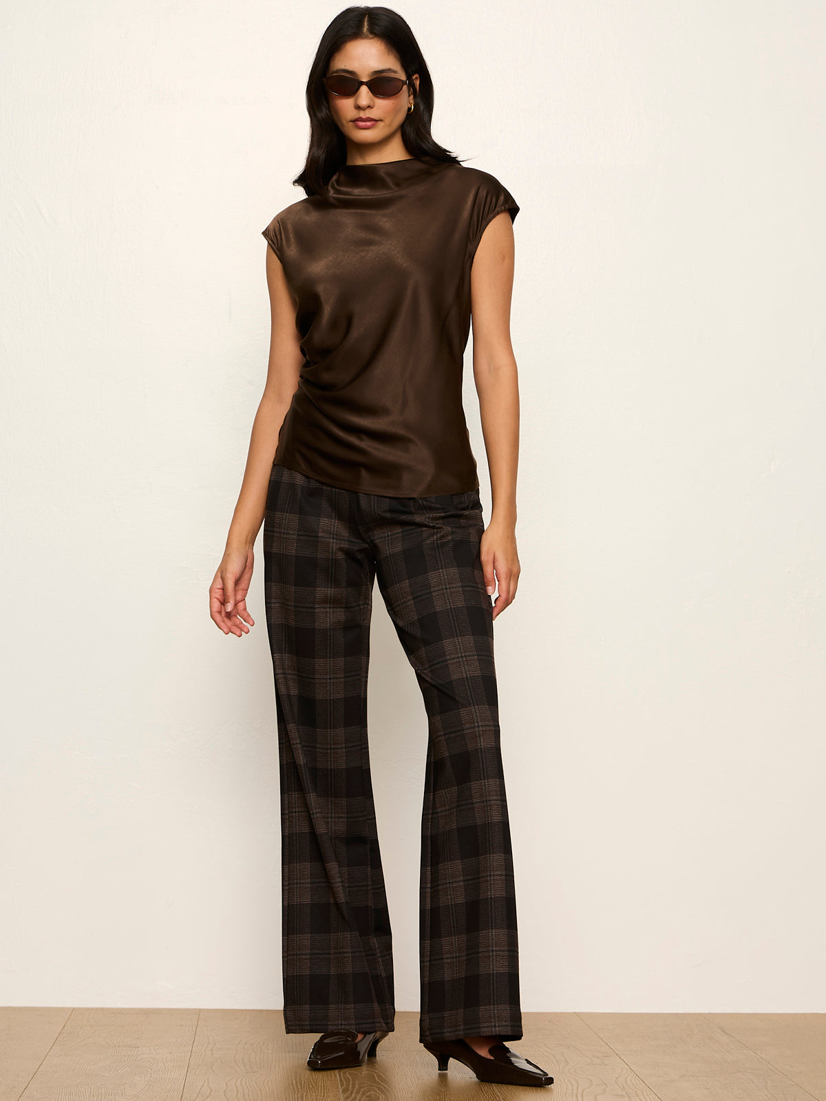 RELAY PULL ON PANT ESPRESSO PLAID