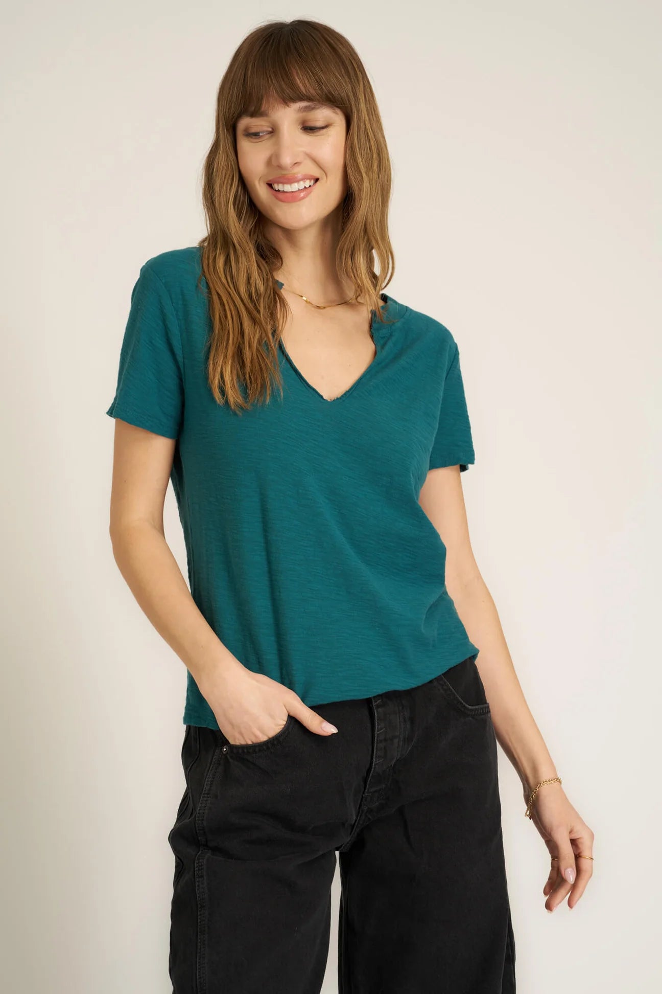 PLATA NOTCHED TEE - PACIFIC TEAL