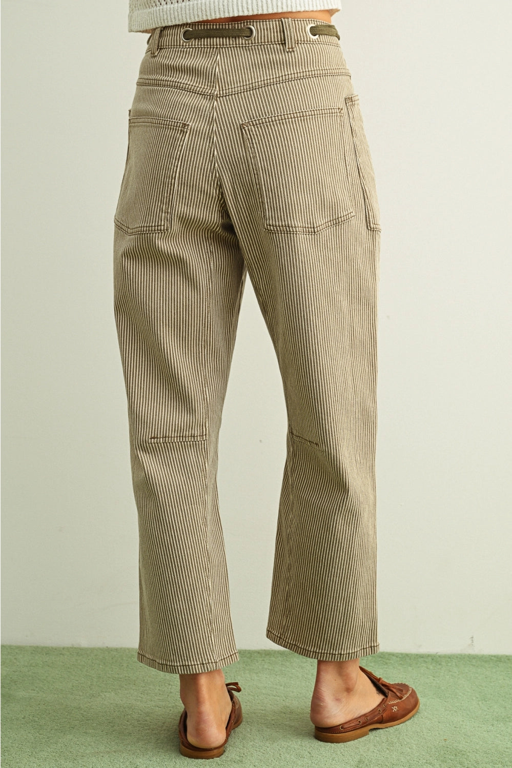 Striped Pattern Washed Barrel Pants with Belt