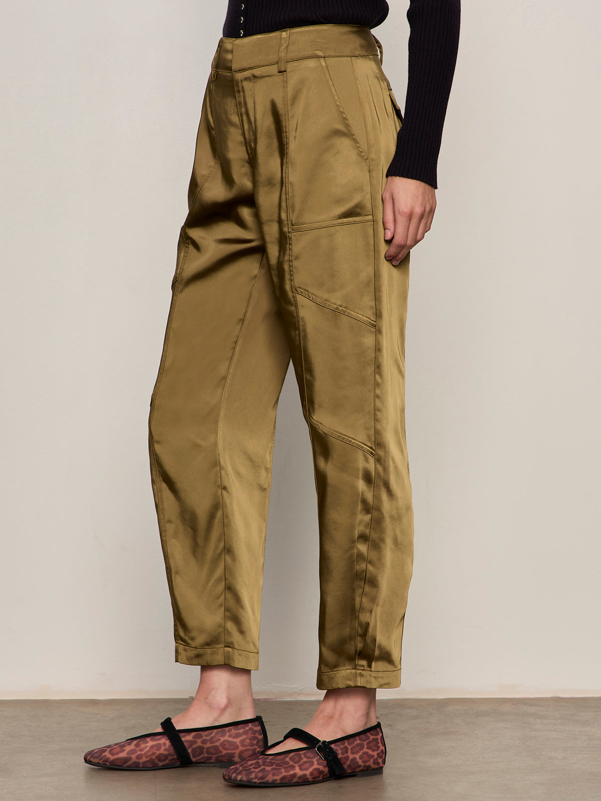 SAHARA SATIN TAPERED PANT DIRTY MARTINI