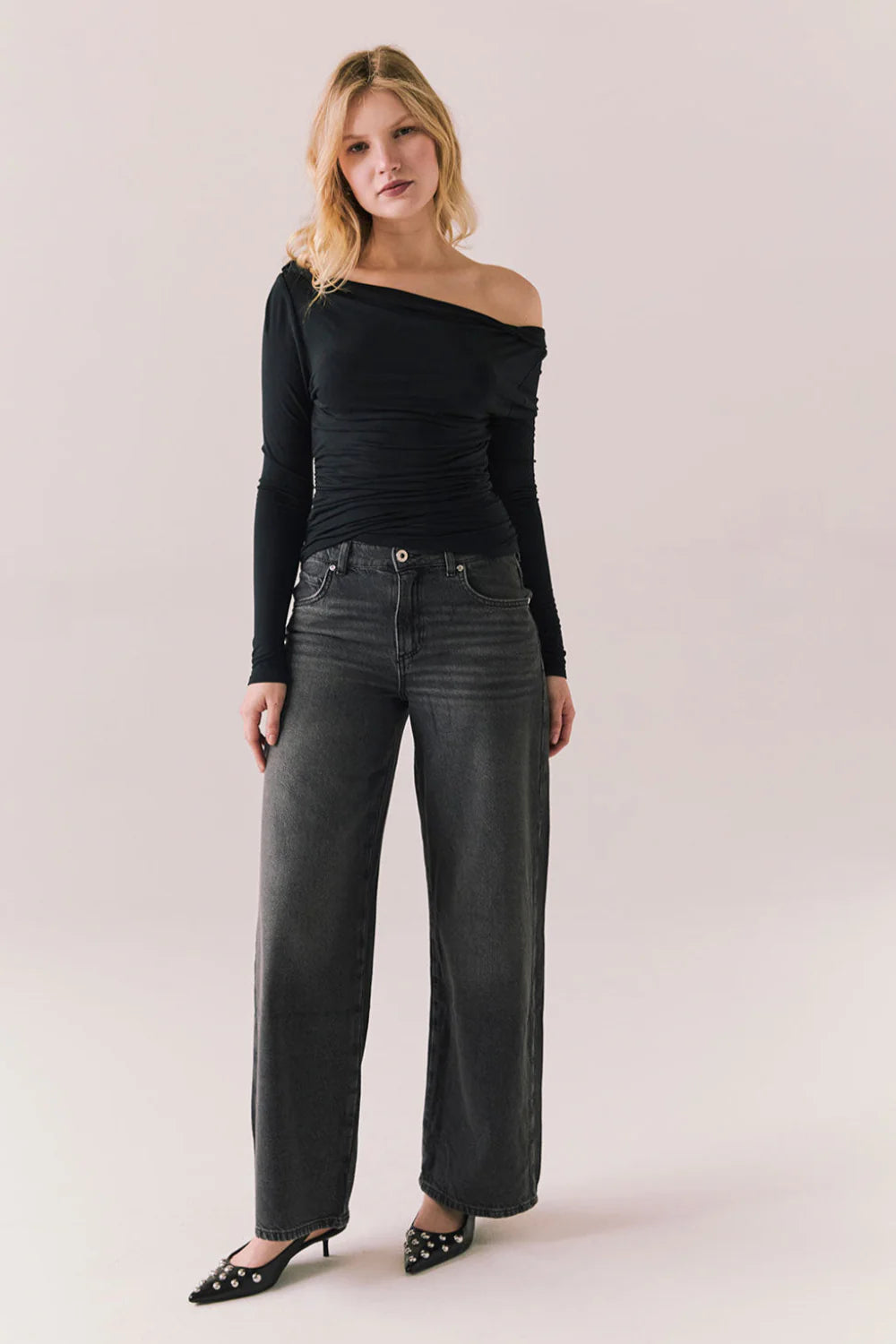 Ivy Black Long Sleeve Top – Off-the-Shoulder Fitted Shirt in True Black