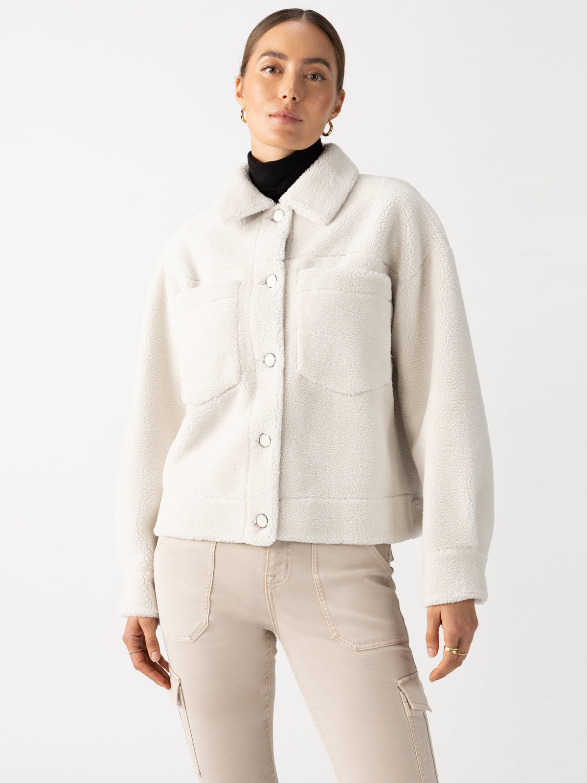 COZY SHERPA SHACKET CHALK